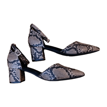Xit by dinsko heels