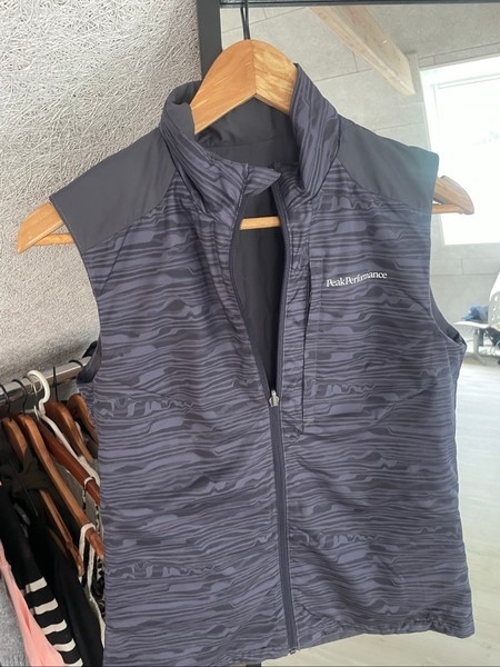 Peak performance vest