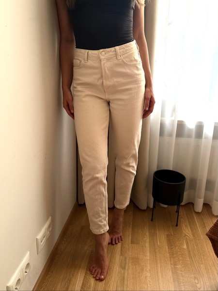 Beige denim jeans