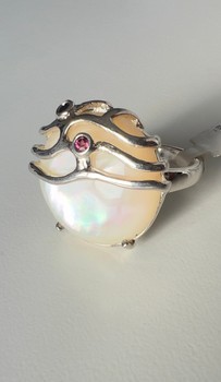 Silver mother of pearl ring 54