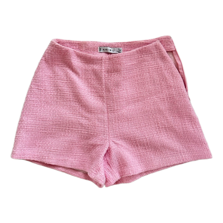 Vaaleanpunaiset tweed-shortsit