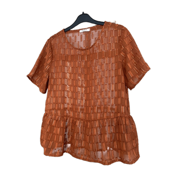 Pieces top
