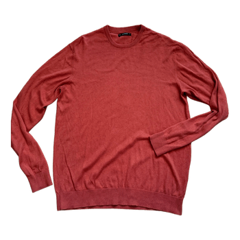 Red knitted sweater
