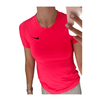 Nike top