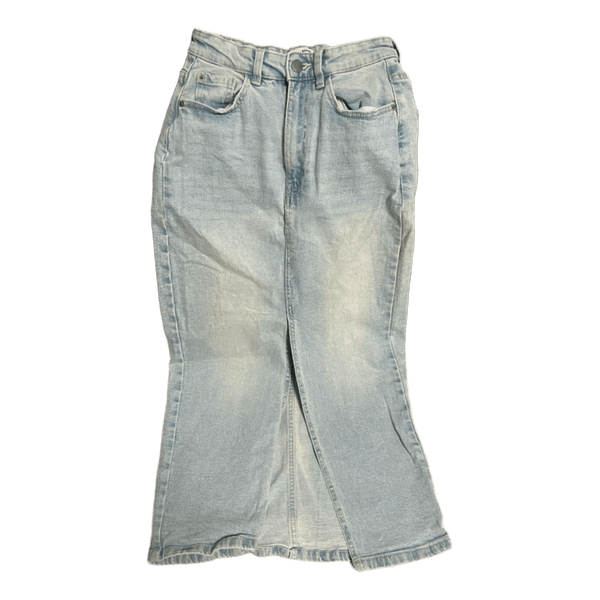 Light wash denim skirt