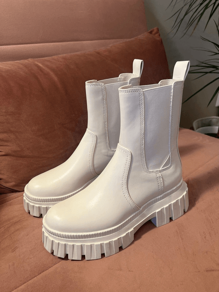 Stradivarius boots