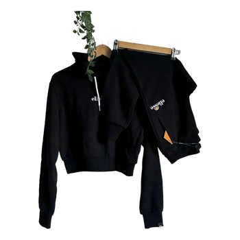 Black ellesse cropped hoodie