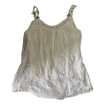 Valkoinen kukkakuvioinen toppi