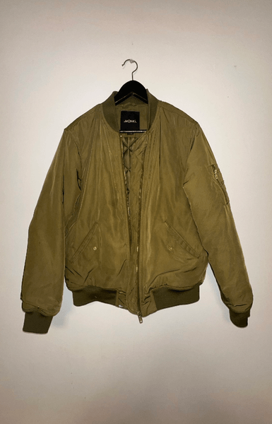 Oliivinvihreä bomber takki