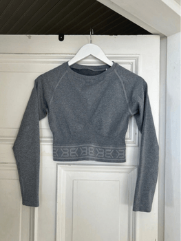 Better Bodies Cropped Grey Top / Size S