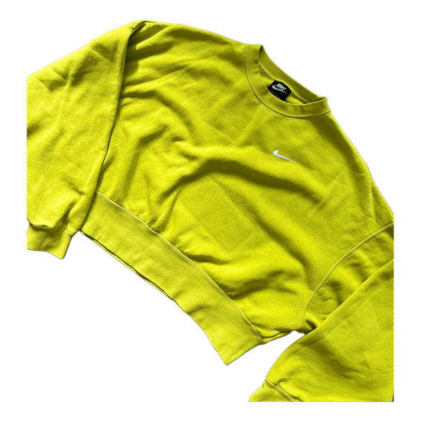 Keltainen Nike collegepaita
