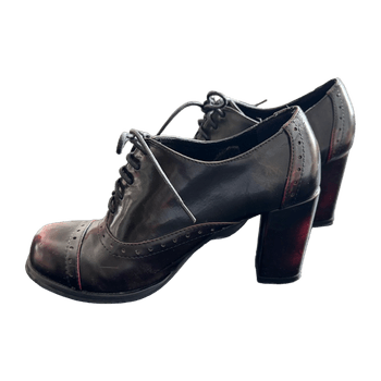 Black leather heeled oxford shoes