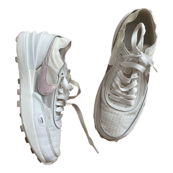 Nike Waffle One Essential -lenkkarit# Nike lenkkarit koko 35,5. Pohjalliset 22cm