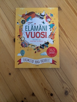 Puuhakirja  /  Elämäni vuosi