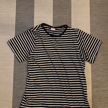 Vendi women top