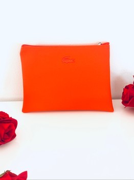 Lacoste meikkilaukku uusi