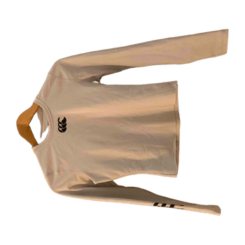 Rash guard, hand-cropped