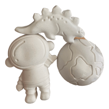DIY painting plaster figures