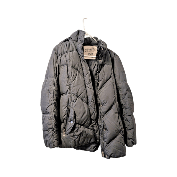 Black puffer jacket