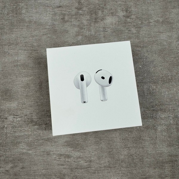 Apple AirPods 4