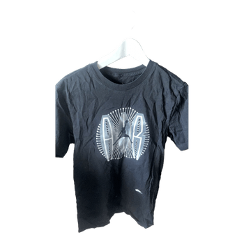 Musta Jordan t-paita