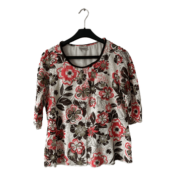 Floral lace top
